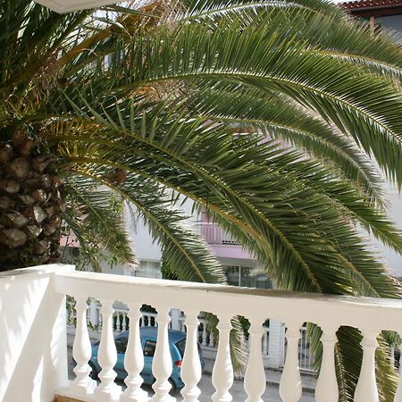 Dionisos Palms Apartments 팔랄리아 디오니시우 외부 사진