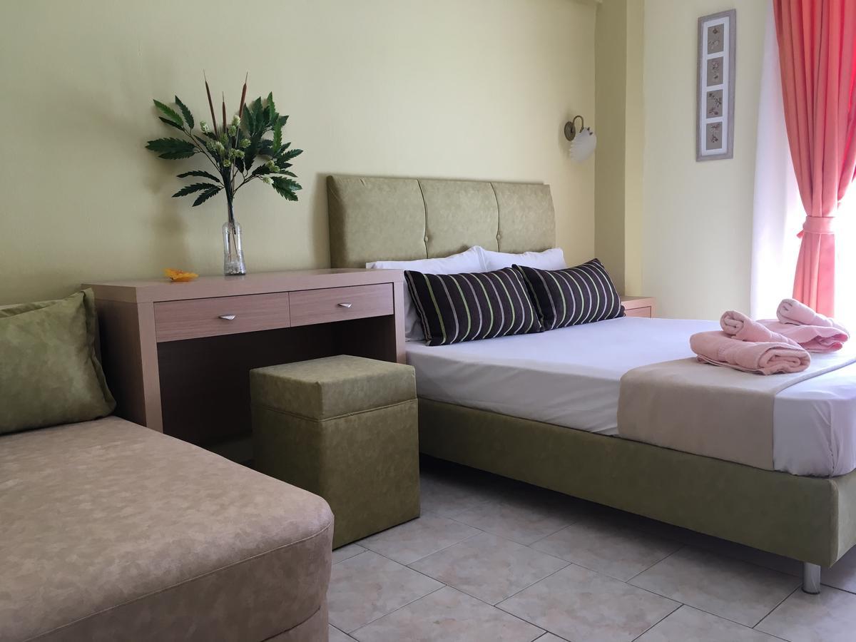 Dionisos Palms Apartments 팔랄리아 디오니시우 외부 사진