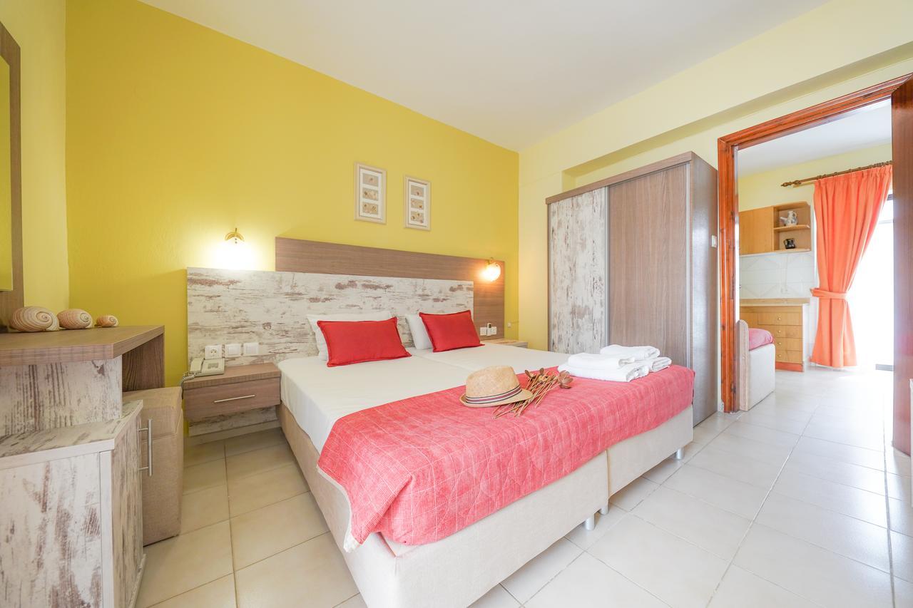 Dionisos Palms Apartments 팔랄리아 디오니시우 외부 사진